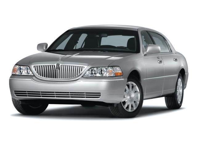 2011 Lincoln Town Car Ram 1500 Magnum