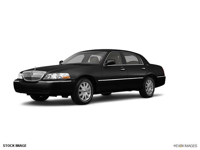 2011 Lincoln Town Car Unknown