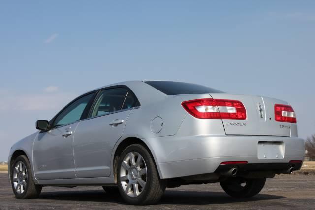 2006 Lincoln ZEPHYR Base