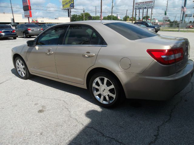 2006 Lincoln ZEPHYR Base