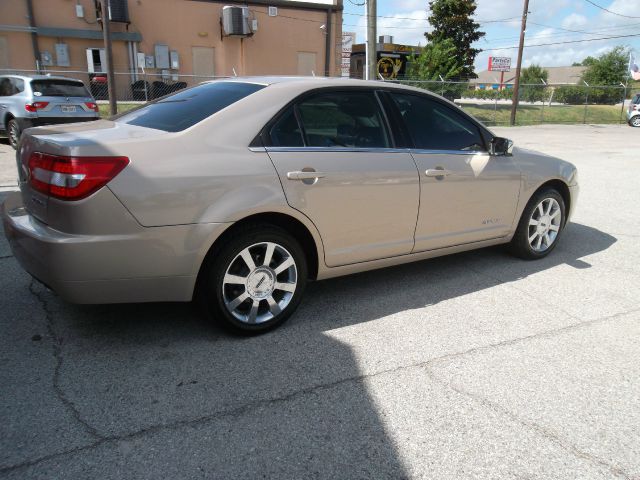 2006 Lincoln ZEPHYR Base