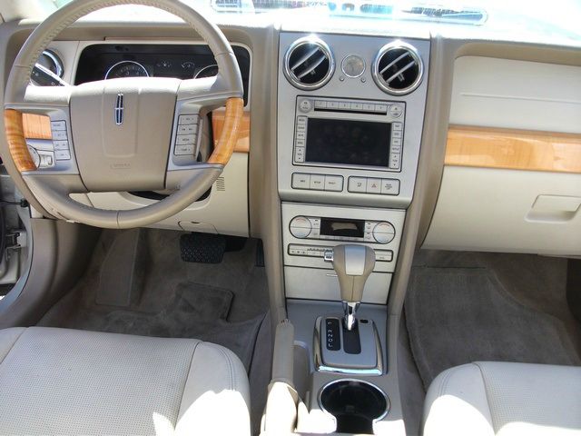 2006 Lincoln ZEPHYR Base