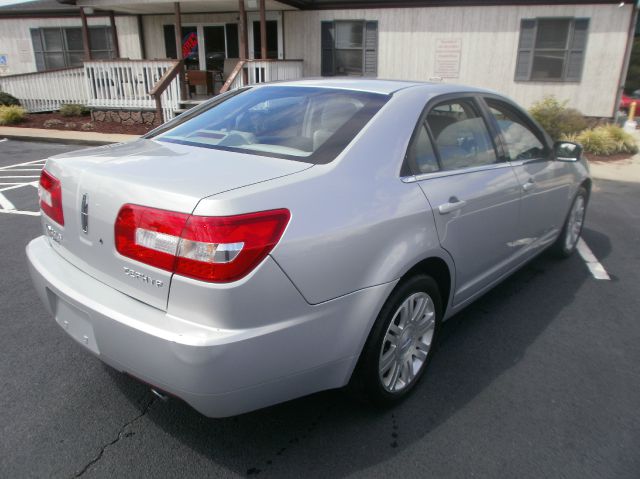 2006 Lincoln ZEPHYR Base