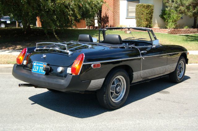 1979 MG B CX W/ 2nd Row Quads, 3rd ROW Seatingrear BACK U