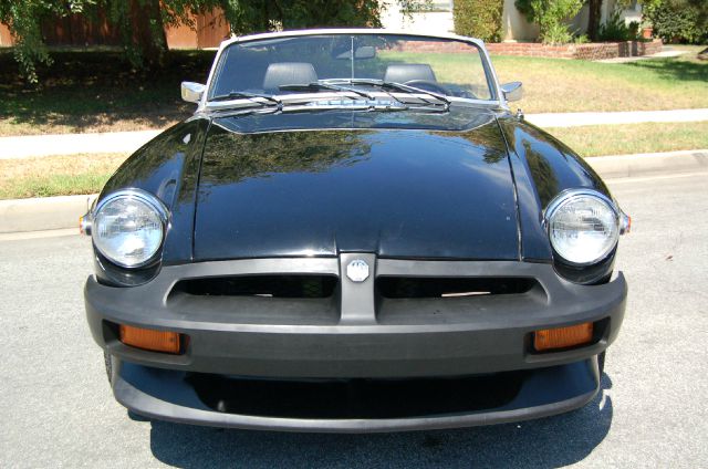 1979 MG B CX W/ 2nd Row Quads, 3rd ROW Seatingrear BACK U