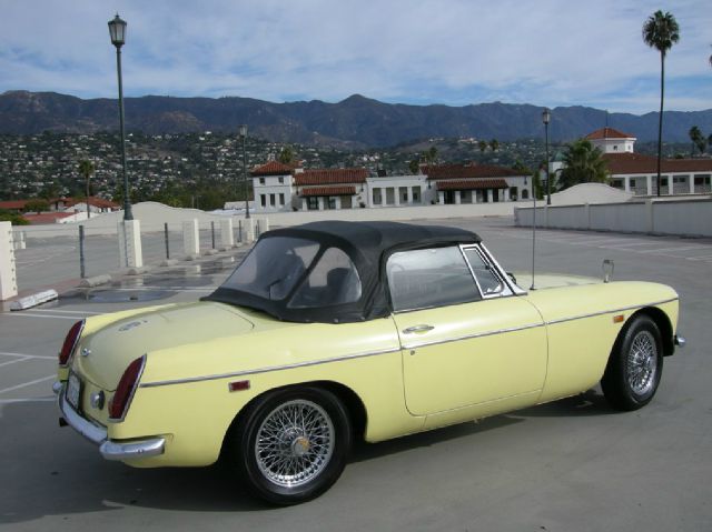 1969 MG MGB Sweptline