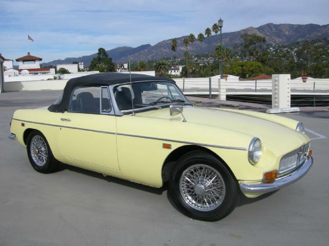 1969 MG MGB Sweptline