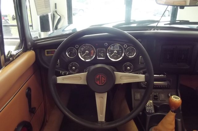 1974 MG MGB L Package