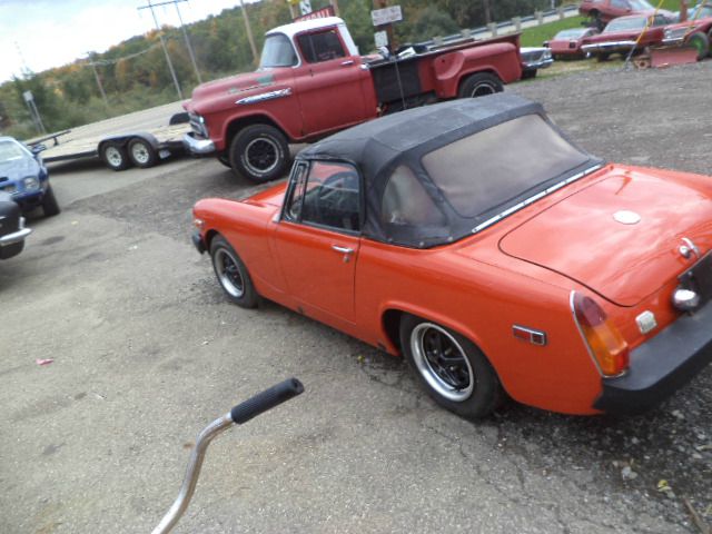 1976 MG megit W/ Navigation