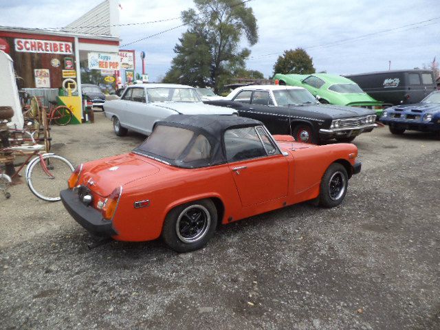 1976 MG megit W/ Navigation