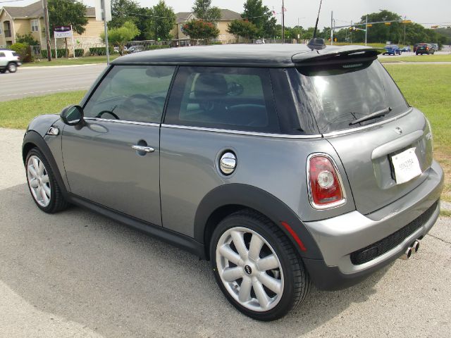 2010 Mini Cooper X Hardtop