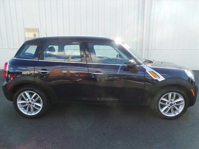 2011 Mini Cooper Countryman 2dr Cpe Auto W/moonroof