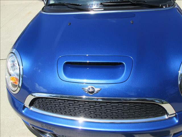 2012 Mini Cooper Hardtop 5.2L 4wd