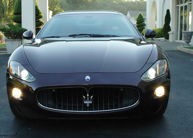 2010 Maserati GranTurismo GT Premium