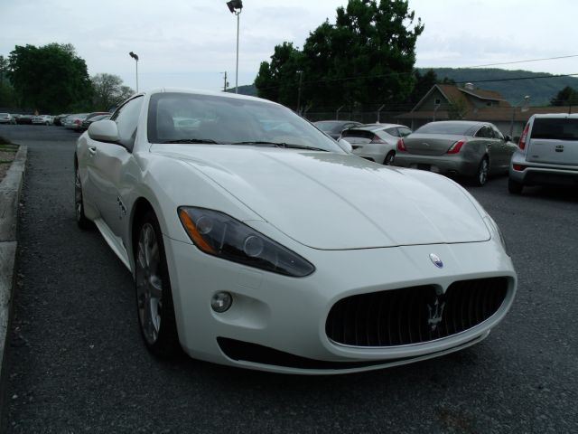 2010 Maserati GranTurismo Exl/leather