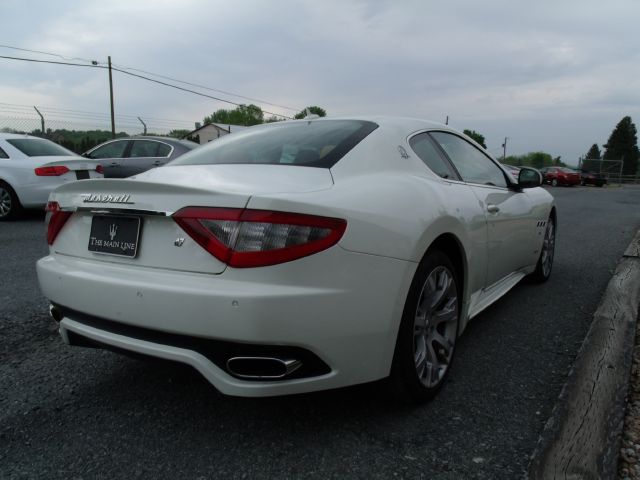 2010 Maserati GranTurismo Exl/leather