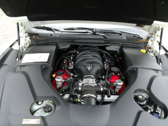 2010 Maserati GranTurismo Exl/leather