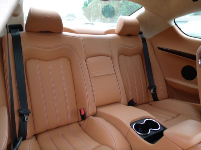 2010 Maserati GranTurismo Exl/leather