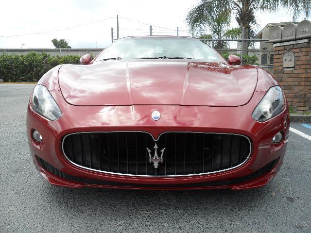 2012 Maserati GranTurismo 2002 Toyota SE