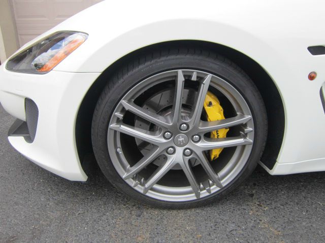 2012 Maserati GranTurismo 2002 Toyota SE