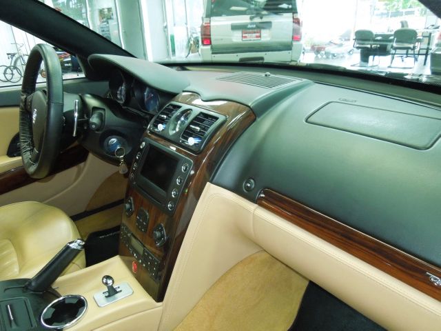 2005 Maserati Quattroporte 2.0 Sedan