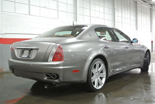 2006 Maserati Quattroporte SE 5-door