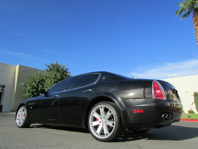 2007 Maserati Quattroporte SE 5-door
