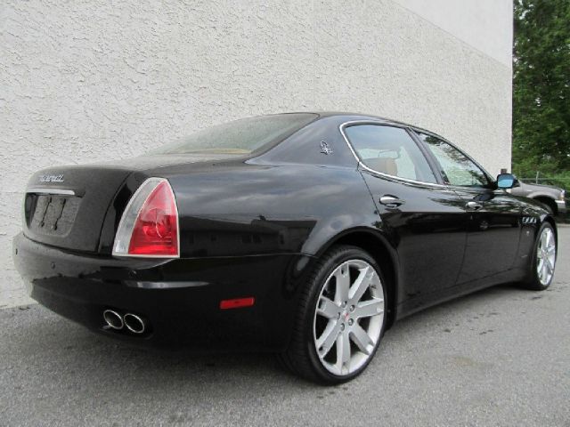 2007 Maserati Quattroporte SE 5-door