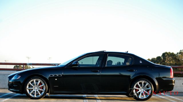 2011 Maserati Quattroporte SE Crewcab