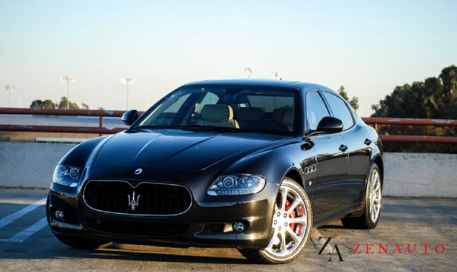 2011 Maserati Quattroporte SE Crewcab