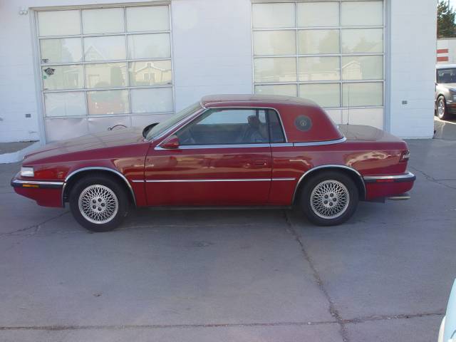 1990 Maserati TC 2-door Sport