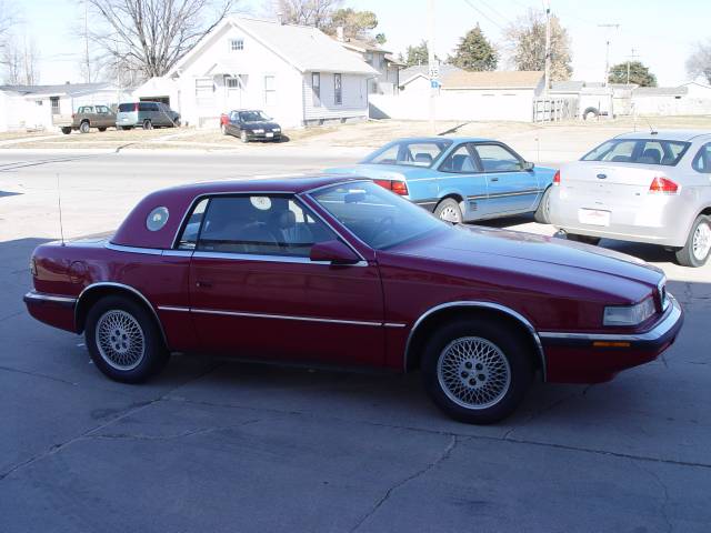 1990 Maserati TC 2-door Sport