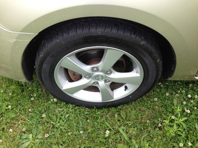 2004 Mazda 3 Leather ROOF