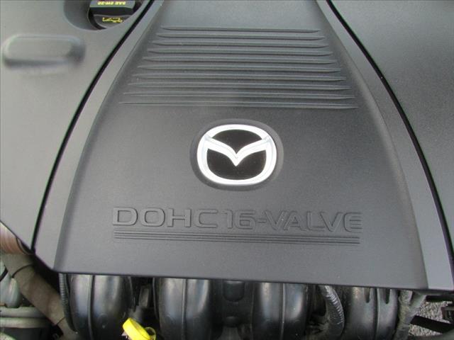 2004 Mazda 3 FWD W/3rd Row