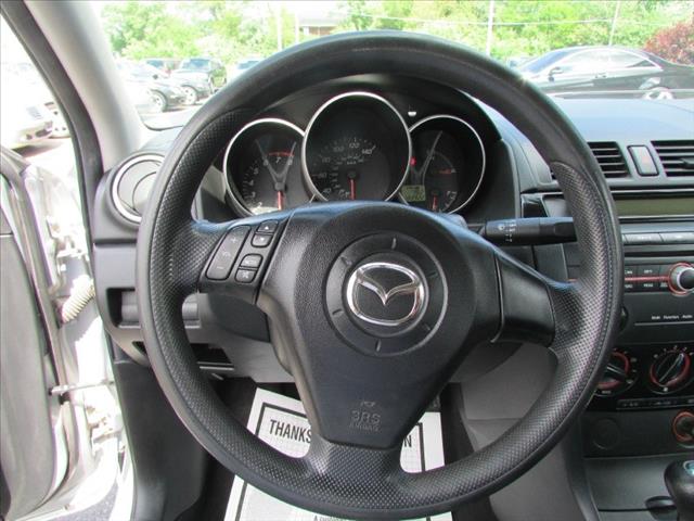2004 Mazda 3 FWD W/3rd Row