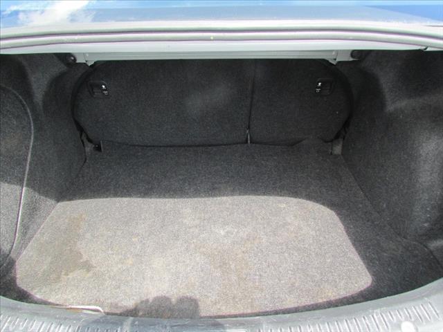 2004 Mazda 3 FWD W/3rd Row