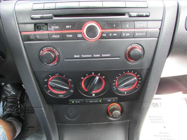 2004 Mazda 3 FWD W/3rd Row