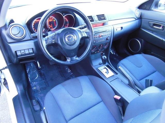 2004 Mazda 3 4dr Sdn Touring Signature RWD