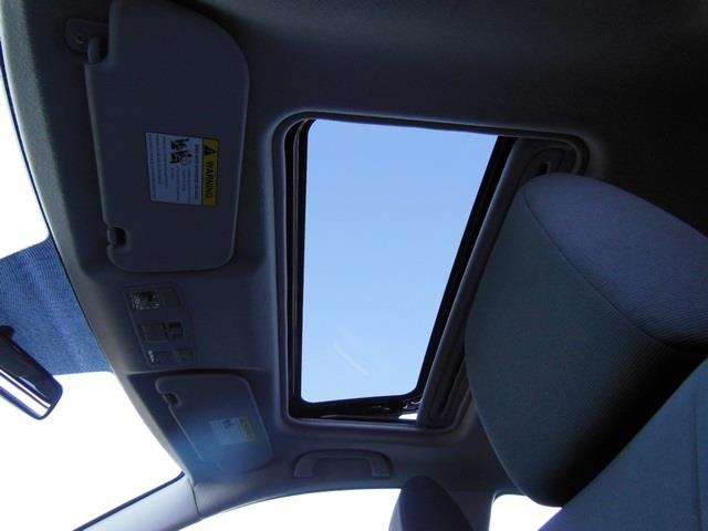 2004 Mazda 3 4dr Sdn Touring Signature RWD