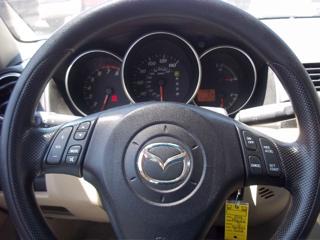 2004 Mazda 3 3.9L LT