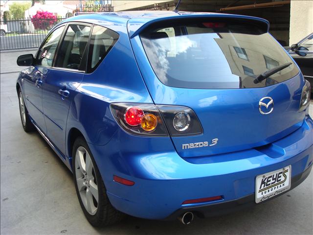 2005 Mazda 3 Unknown