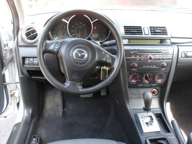 2005 Mazda 3 3.9L LT