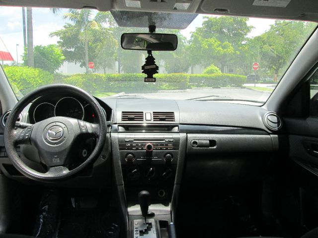 2005 Mazda 3 3.9L LT