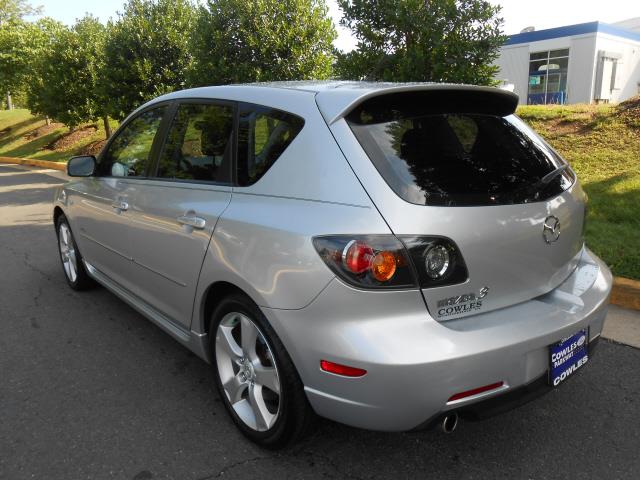 2005 Mazda 3 XR