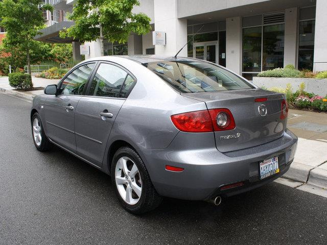 2005 Mazda 3 Leather ROOF