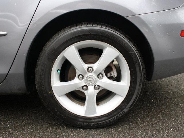 2005 Mazda 3 Leather ROOF