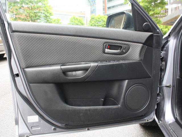 2005 Mazda 3 Leather ROOF
