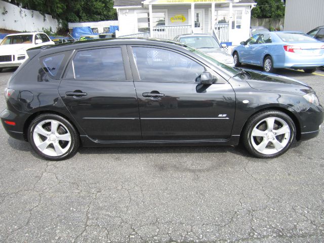 2006 Mazda 3 IROC Z28