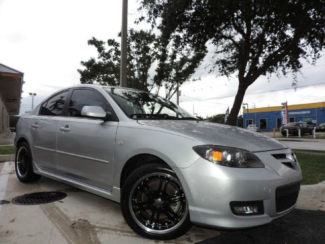 2008 Mazda 3 Super Clean LOW Miles