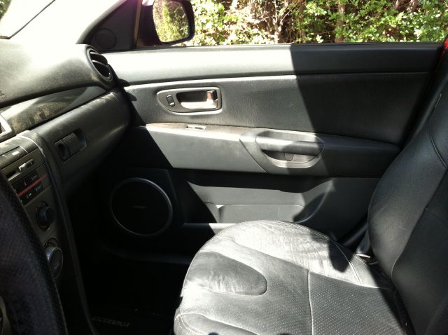 2008 Mazda 3 Super Clean LOW Miles